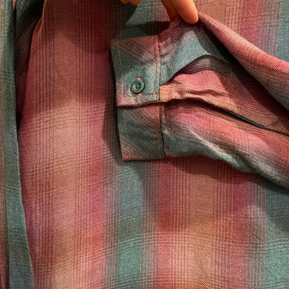 Anthropologie Cloth & Stone SZ M Red and Blue Plaid Lace Up Back Top! - Picture 4 of 12